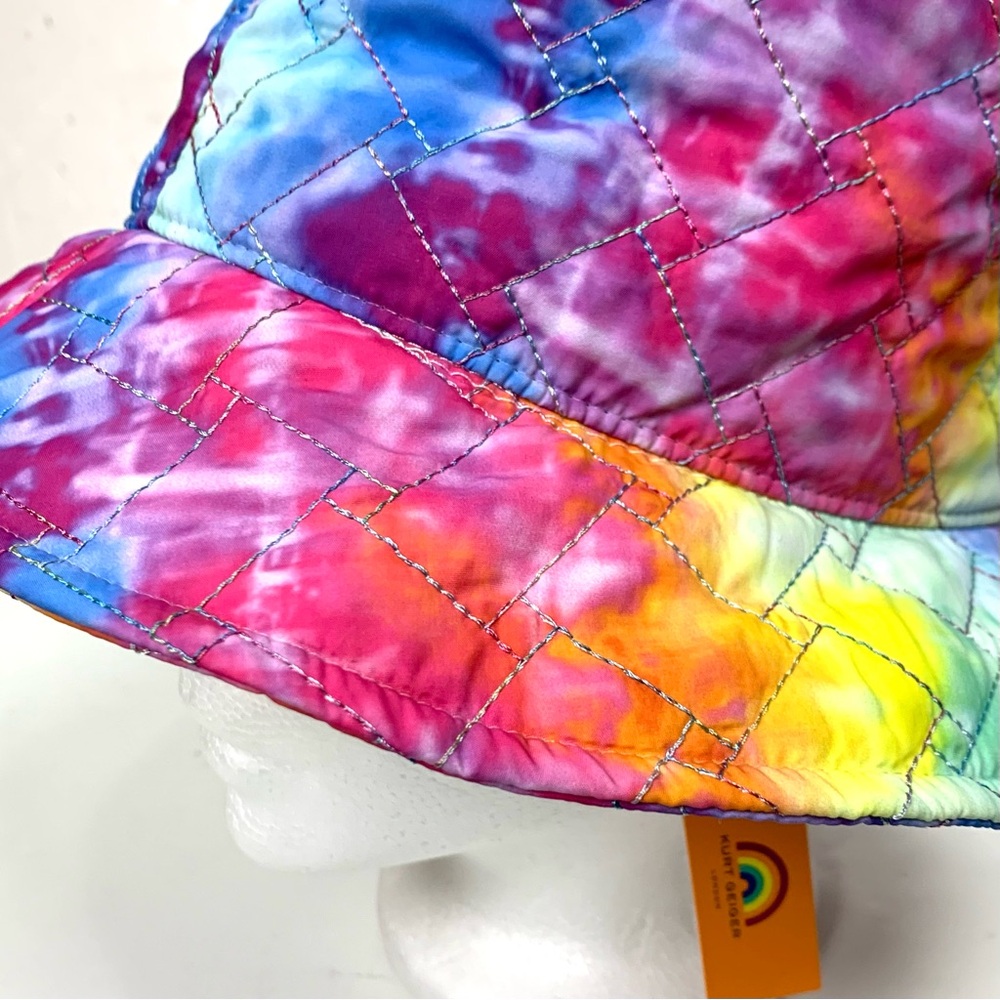 NWT Kurt Geiger Bucket Hat Tie Dye Rainbow Nylon Quilted Beach Hippie O/S - Picture 2 of 11